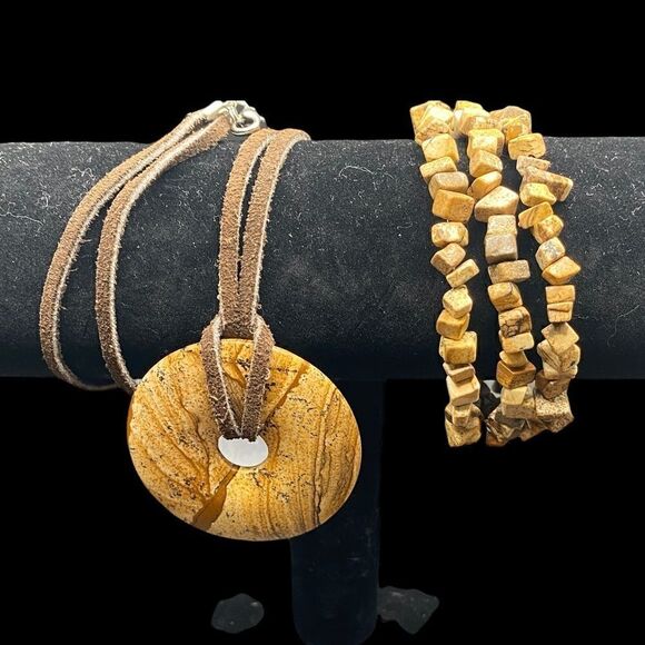 Jasper Disc necklace on leather cord and matching stretch wrap bracelet - Picture 9 of 11